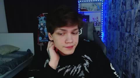 Kevin online show from February 13, 3:29 am