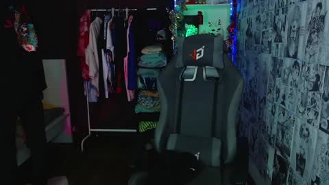 Kevin online show from January 8, 3:19 am