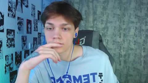 Kevin online show from October 17, 4:27 am