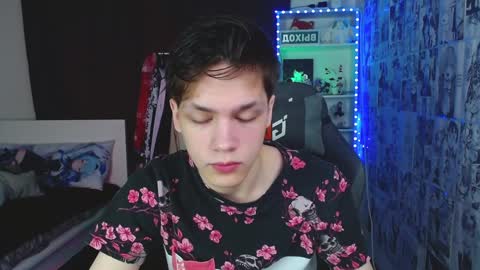 Kevin online show from December 4, 4:32 am