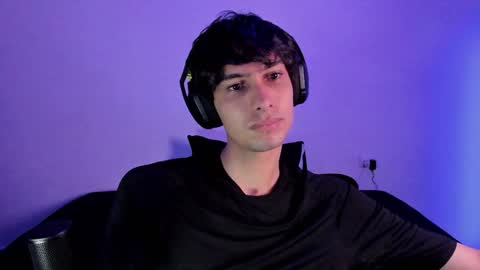 khozler_ online show from January 11, 3:13 am