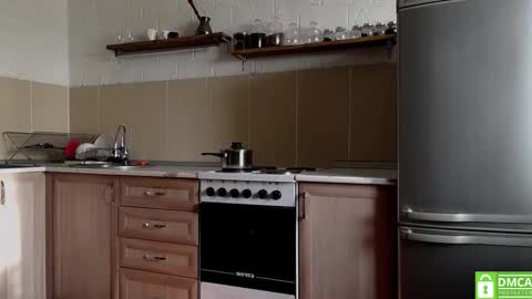 Hey Im Ivan everyday online 9am to 6pm 6 GMT Help me Reach K FollowerslPut your finger up  online show from March 4, 7:26 am