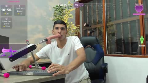 Kieran Derek online show from December 4, 8:40 pm