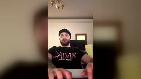 killerbeexxx online show from May 6, 10:16 am
