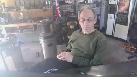 kimintheshed online show from September 14, 4:14 am