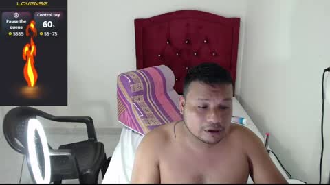 King LEO  online show from April 24, 8:49 am