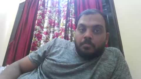 kingalpines1 online show from April 2, 5:21 pm