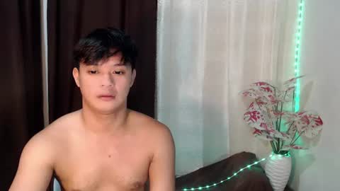 kingdomcum96 online show from July 28, 10:42 pm