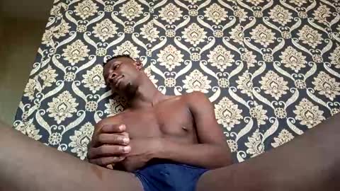 kingemizzy online show from January 17, 11:46 am