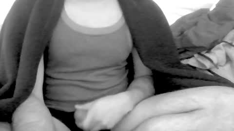 kingindisguise69 online show from February 2, 7:57 pm