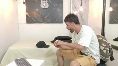 KING  online show from July 10, 3:43 am