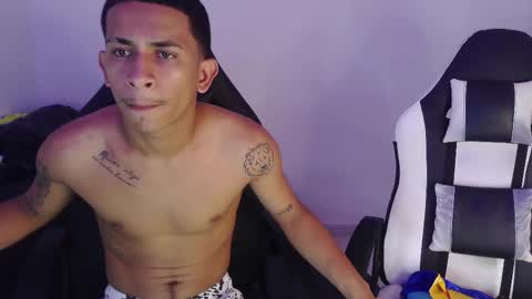 DOMINANT ALPHA KINGS online show from February 14, 8:48 pm