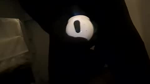 whateveryouwant online show from November 17, 9:18 pm