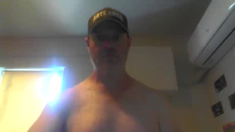 Snapshot of kiwiguy19773 chatting on February 9, 12:51 am kiwiguy19773 online show from February 9, 12:51 am