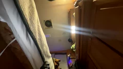 Snapshot of kjlandscapellc2022343415 chatting on January 31, 6:03 pm kjlandscapellc2022343415 online show from January 31, 6:03 pm