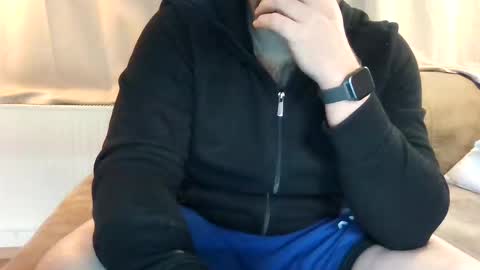 kleinaberfein110mm online show from March 4, 8:10 am