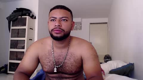 Snapshot of kleyton336 chatting on January 25, 2:47 pm kleyton online show from January 25, 2:47 pm