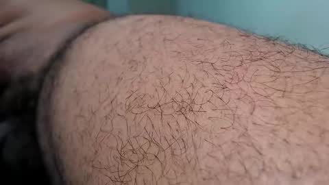 Snapshot of kleyton336 chatting on December 6, 1:40 am kleyton online show from December 6, 1:40 am