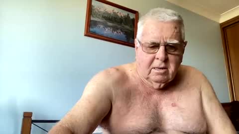 Aussiedude online show from February 25, 11:44 pm