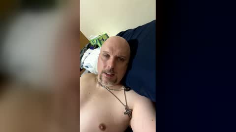 knotdaddy1983 online show from April 19, 8:14 am