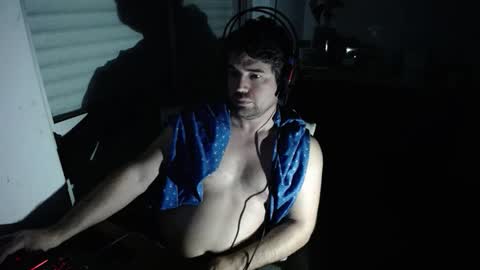 Mr. K vback to action online show from April 11, 11:41 pm