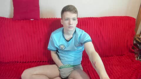 konnor_deviant online show from April 8, 10:25 am