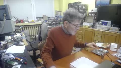 Korek online show from December 1, 3:59 pm