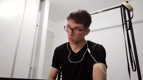 Facu online show from January 16, 2:36 am