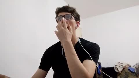 Facu online show from December 29, 6:16 pm