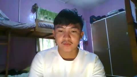 Snapshot of krezikeed chatting on September 12, 4:12 am krezikeed online show from September 12, 4:12 am