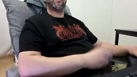 krime59100 online show from June 13, 2:42 am