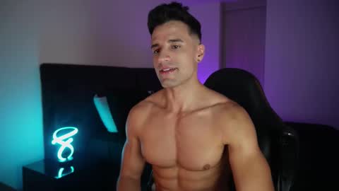 KROPS online show from December 21, 1:02 am