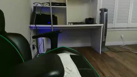 Kevin online show from December 2, 7:44 am