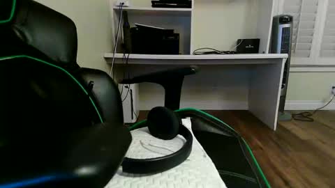 Kevin online show from February 4, 7:40 am