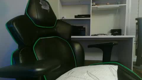 Kevin online show from January 13, 8:37 am