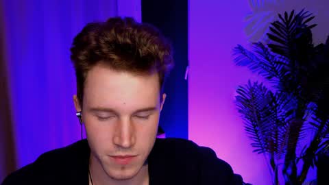 Kyle online show from December 25, 8:07 pm