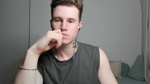 Kyle online show from December 21, 7:27 pm