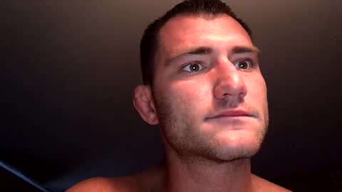 Snapshot of kylegotittt chatting on December 20, 2:38 pm Hotbody545 online show from December 20, 2:38 pm