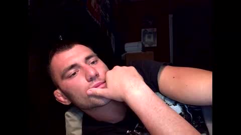 Snapshot of kylegotittt chatting on December 14, 3:51 am Hotbody545 online show from December 14, 3:51 am