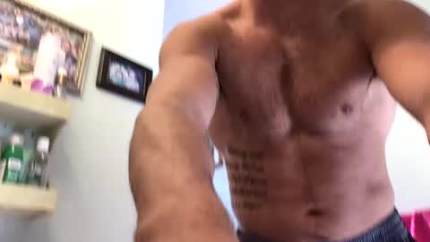 Snapshot of kylegotittt chatting on December 22, 2:49 pm Hotbody545 online show from December 22, 2:49 pm