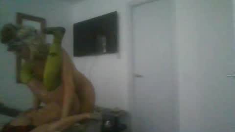 kylestrips4youq online show from March 21, 9:03 am