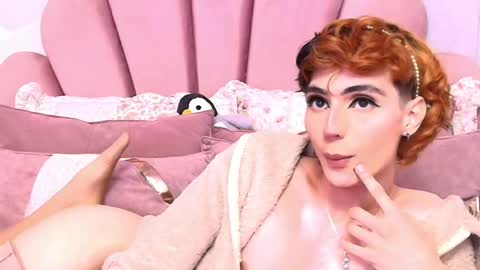 Kylie jl online show from February 17, 4:39 pm