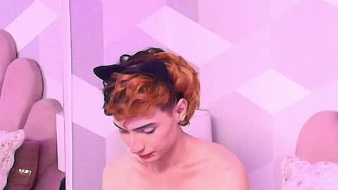 Kylie jl online show from April 5, 12:19 am