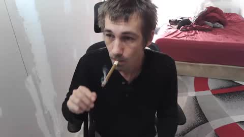 l1v1nth3dr3am online show from October 17, 10:08 am