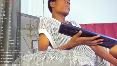 Leonardo  online show from December 14, 5:47 pm