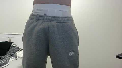 Snapshot of lacky13c_m chatting on January 25, 11:32 pm Lacky online show from January 25, 11:32 pm