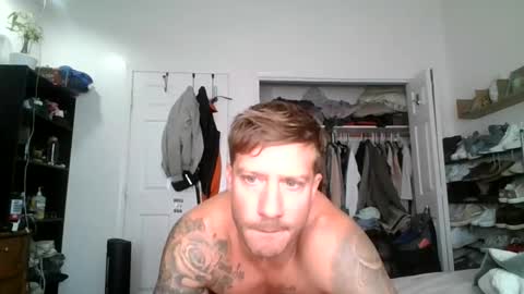 lacrioxcum18 online show from November 17, 4:10 pm