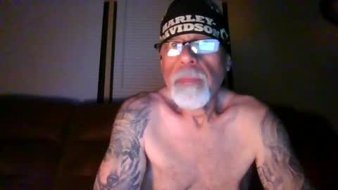 laidbackluxury online show from May 19, 1:56 am