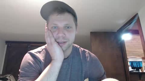 Snapshot of lancehardin chatting on January 13, 1:02 am Lance online show from January 13, 1:02 am