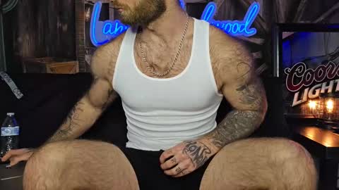 Snapshot of lancehardwood222 chatting on March 10, 12:29 am LANCE online show from March 10, 12:29 am